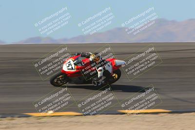 media/Nov-06-2023-Moto Forza (Mon) [[ce023d0744]]/2-Advanced Group/Session 2 (Bowl Speed Pans)/